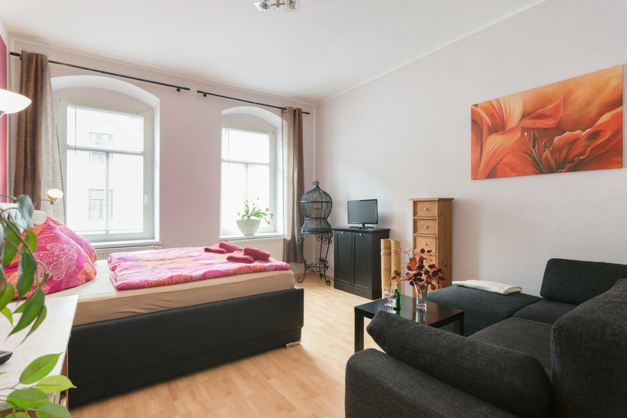 Ferienwohnung Residenz Bis 6 Gaeste , Ferienwohnung Dresden Bis 4 Gaeste, Ferienwohnung Elbflorenz Bis 2 Gaeste ภายนอก รูปภาพ
