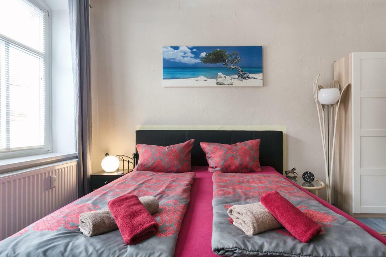 Ferienwohnung Residenz Bis 6 Gaeste , Ferienwohnung Dresden Bis 4 Gaeste, Ferienwohnung Elbflorenz Bis 2 Gaeste ภายนอก รูปภาพ