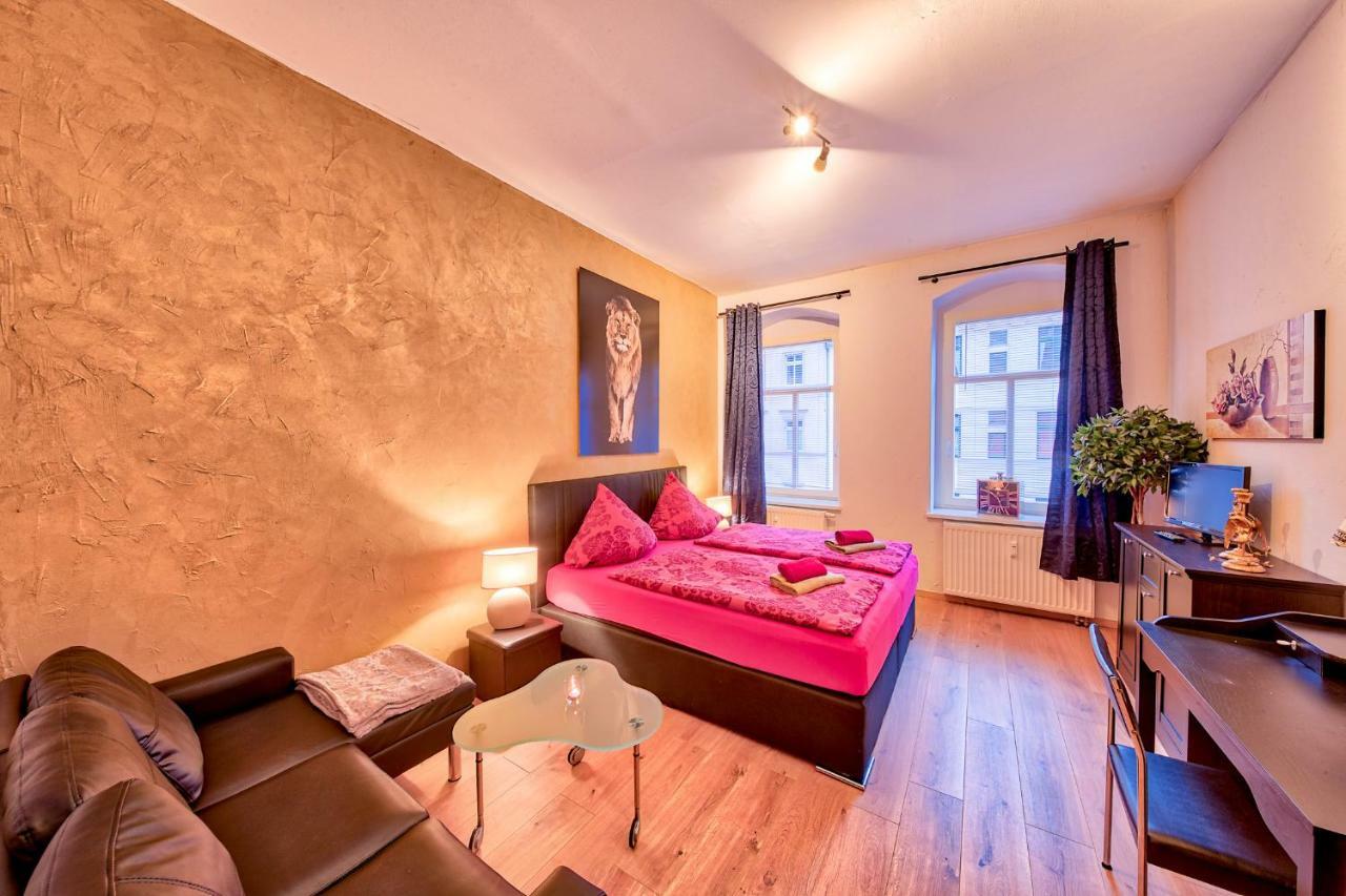 Ferienwohnung Residenz Bis 6 Gaeste , Ferienwohnung Dresden Bis 4 Gaeste, Ferienwohnung Elbflorenz Bis 2 Gaeste ภายนอก รูปภาพ
